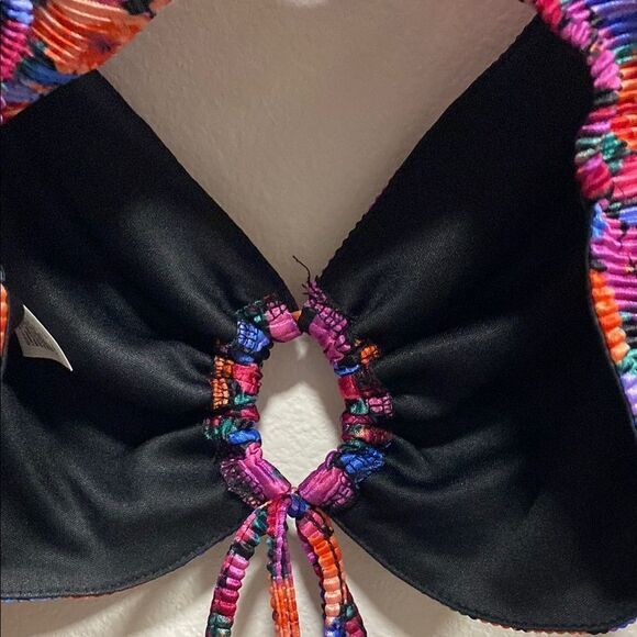 Wild Fable Floral Pleated Bell Sleeve Crop Top Hippie Flowers Size Medium - Picture 8 of 13